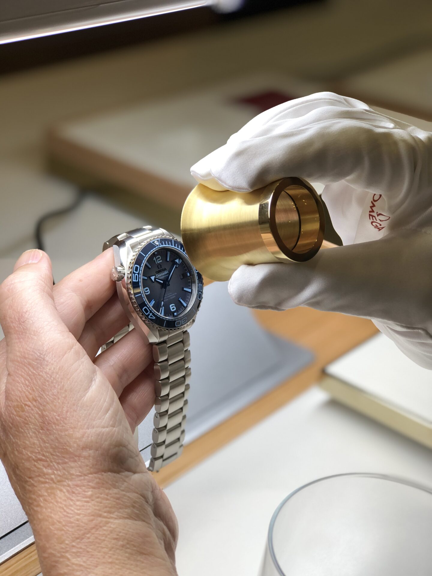 Omega presenta en Madrid la nueva colección conmemorativa "Seamaster in Summer Blue"