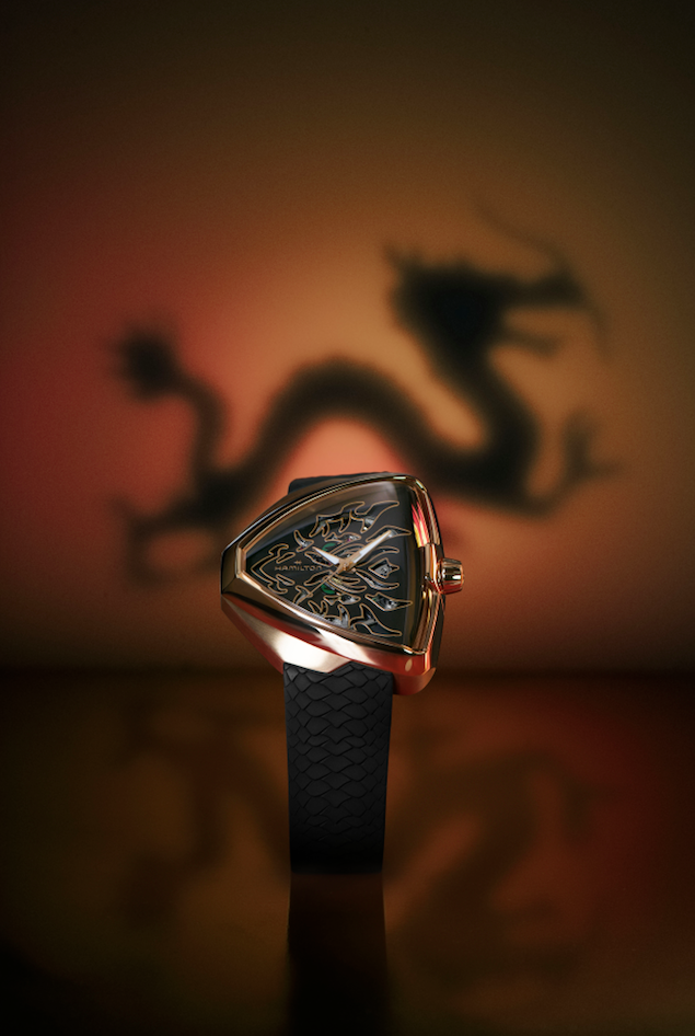 El "Hamilton Ventura" estrena el Año del Dragón