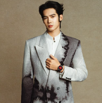 YOSH YU NUEVO EMBAJADOR DE LA ELEGANCIA